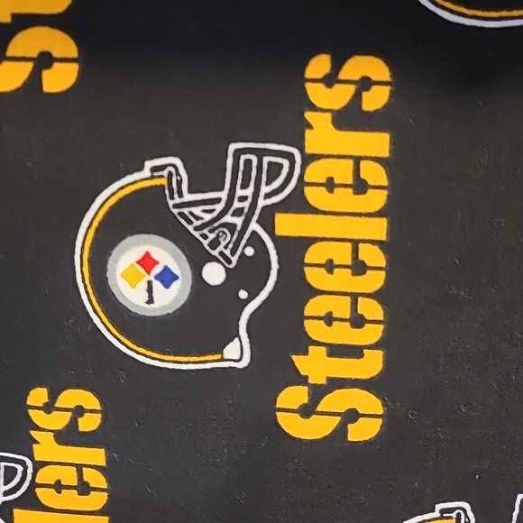 Steelers Fabric, New, 2 pieces totaling 4 Yards, Not Washed - Picture 3 of 8